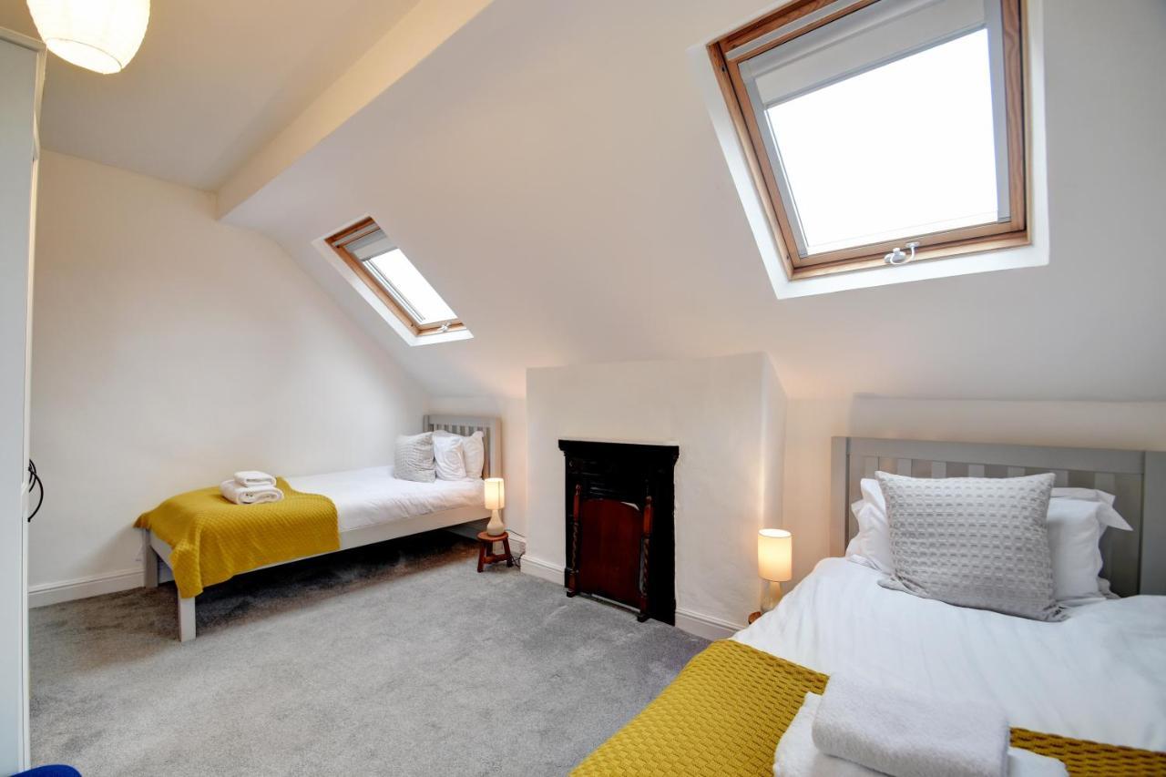 Spacious Victorian Townhouse Near Hcc With Off Street Parking Harrogate Exterior foto